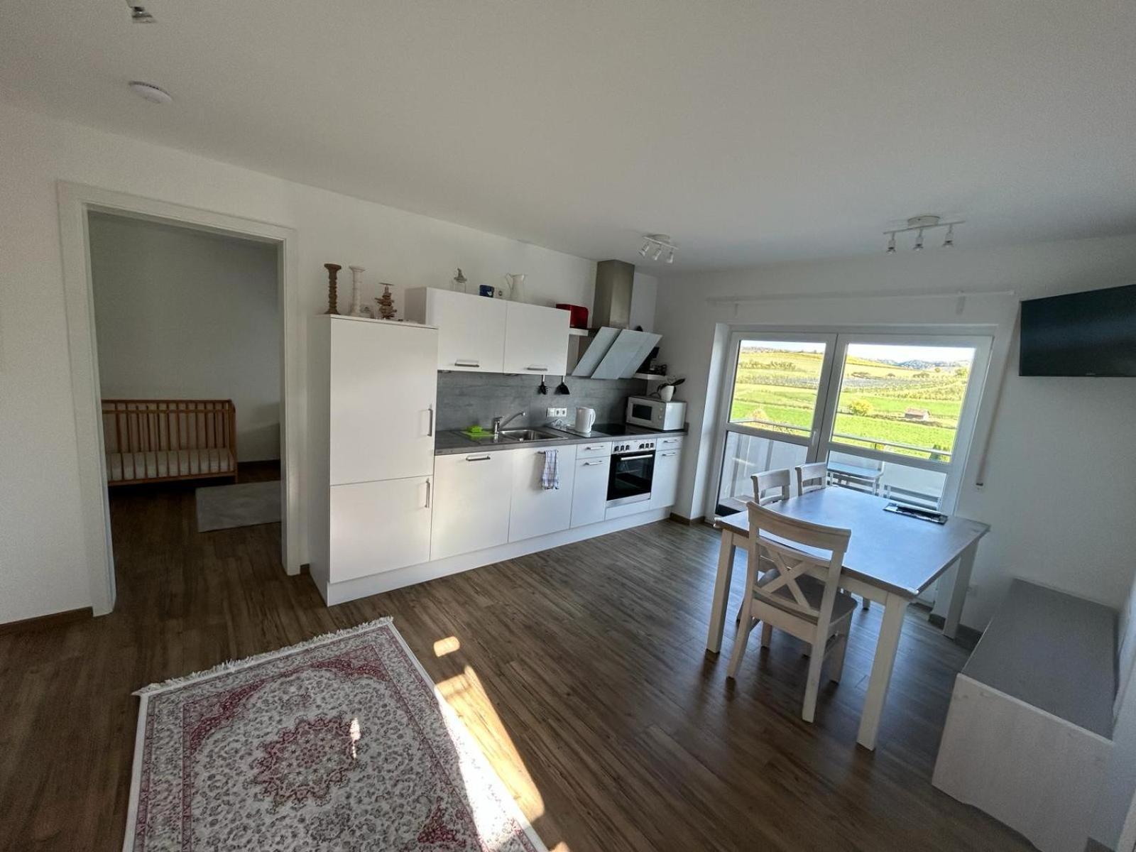 3 Zimmer Neubauwohnung In Der Schwaebischen Toskana Löwenstein Eksteriør bilde