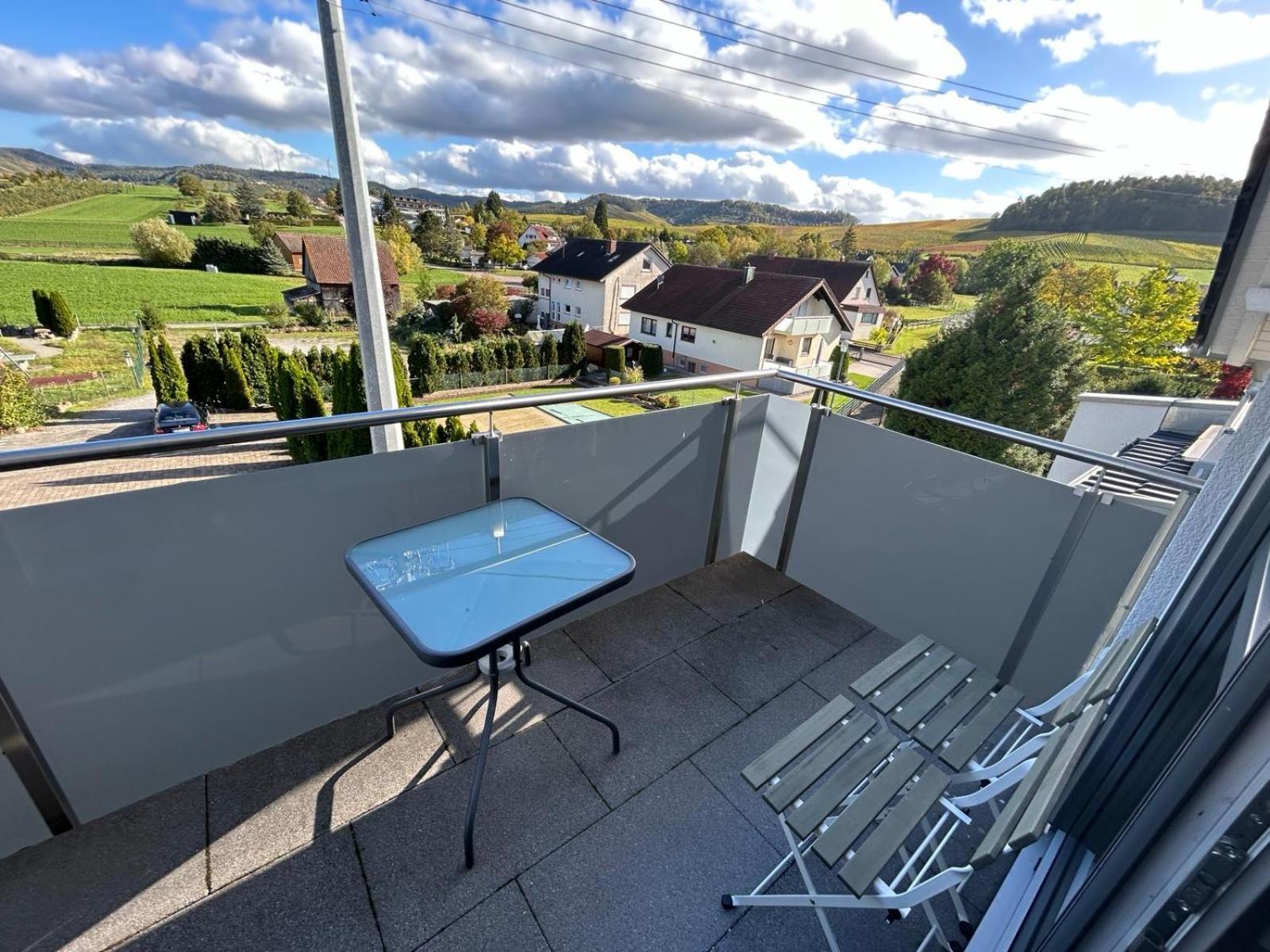 3 Zimmer Neubauwohnung In Der Schwaebischen Toskana Löwenstein Eksteriør bilde